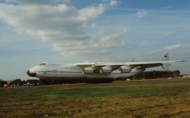 Antonov 225